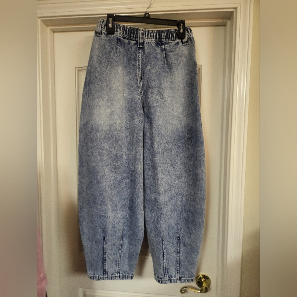 NEW Very Jean Light True Blues Barrel Jeans NWT Size Small - Picture 13 of 16